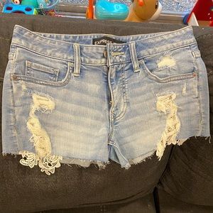 Express frayed Jean shorts size 0 NWOT